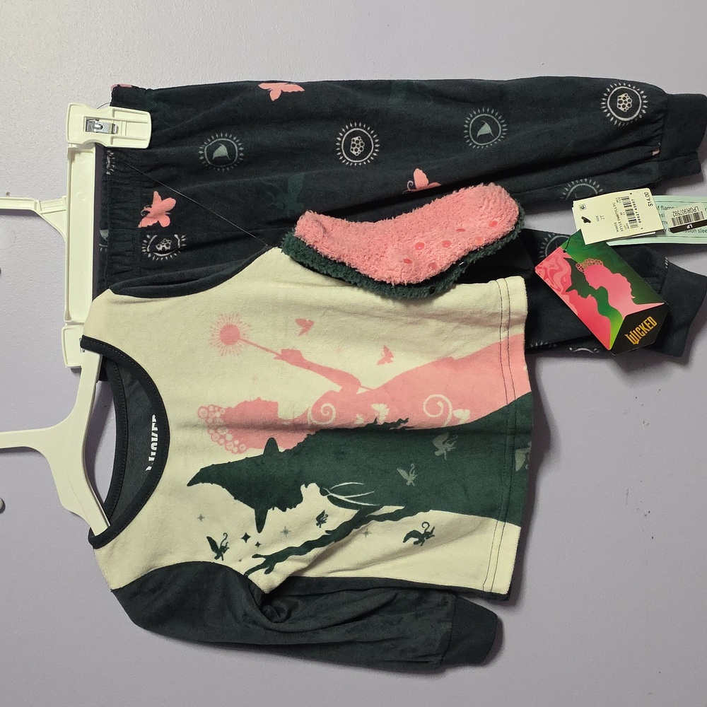 Wicked Kids Pajama Set - Black, Pink &‎ White with Matching Socks